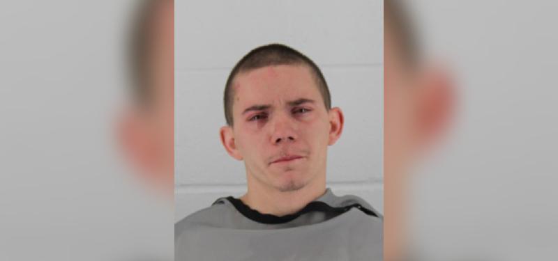 Hombre enfrenta cargos de asesinato tras incendio de una casa en Shawnee donde murió un bebé Nicholas Ecker
