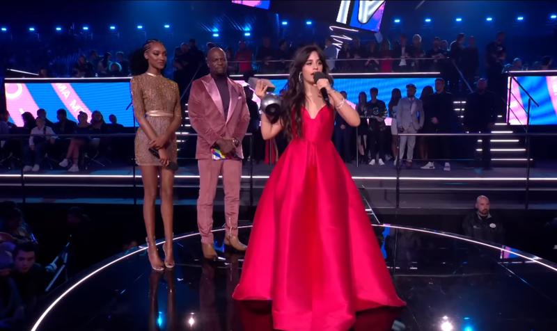 Camila Cabello habla sobre el fracaso de la revolución cubana Camila Cabello habla sobre el fracaso de la revolución cubana