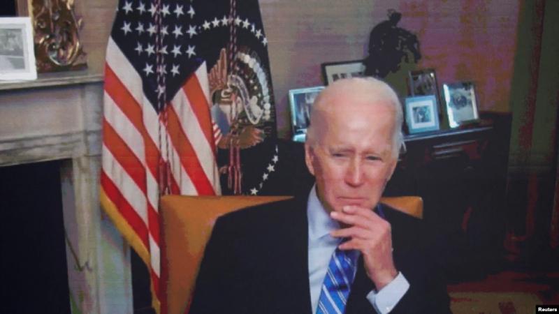 Biden continúa dando positivo por COVID-19 después de una recaída Biden continúa dando positivo por COVID-19