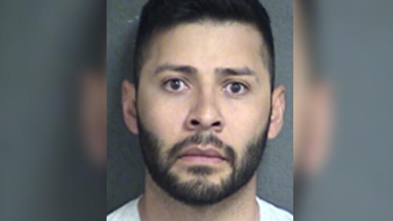 Ex oficial de policía de Overland Park acusado de violación y otros delitos Omar Diosdado