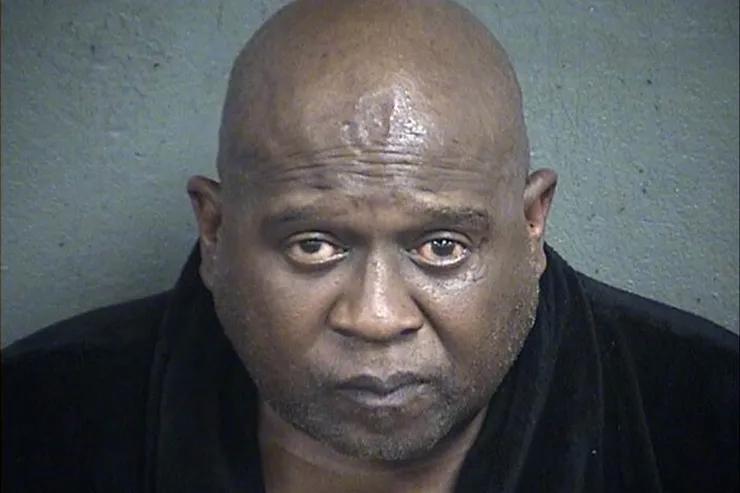 Acusan de asesinato a hombre que apuñaló a mujer en KCK Acusan de asesinato a hombre que apuñaló a mujer en KCK