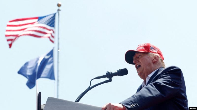 seguidores de Trump que se hicieron pasar por votantes colegiados