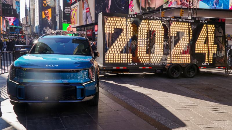 Kia hace entrega de los números del 2024 Kia hace entrega de los números del 2024