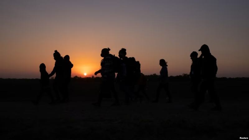 La Casa Blanca dice planes para abordar causas de la migración muestran resultados