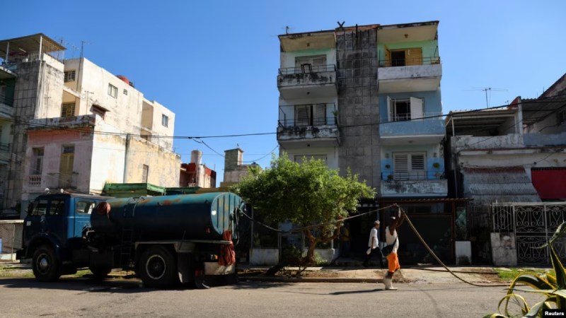 Cuba refuerza las regulaciones sobre el incipiente sector privado