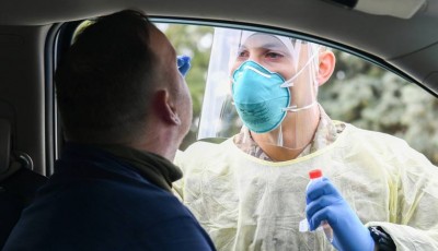 pruebas gratuitas de COVID-19 para trabajadores de restaurantes
