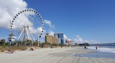 ataques de tiburón reportados en la playa más popular de Carolina del Sur