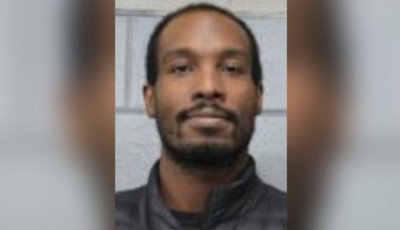 Hombre de Knob Noster enfrenta cargos por asesinato y uso de arma en tiroteo de 2024