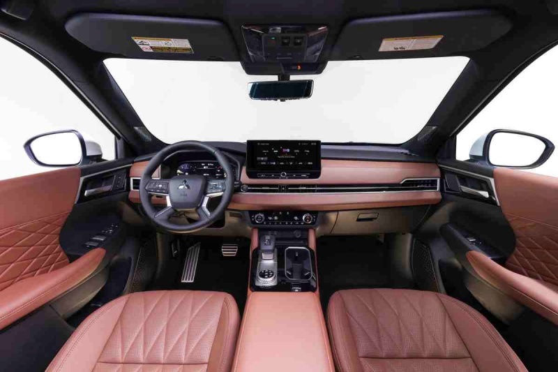 Mitsubishi Outlander del 2025
